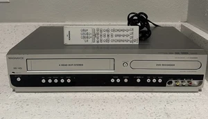 Magnavox ZV420MW8 Videorecorder DVD Kombirecorder. DVD nicht lesen. Mit Fernbedienung - Bild 1 von 2