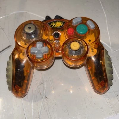 Controle de jogo Mad Cats cubo com fio laranja claro #5626 funciona vendido como está  - Imagem 1 de 4