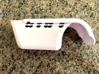TAZA MEDIDORA Pampered Chef Deslizable Ajustable 1/4 a 1 Taza ~ También 250 ml Hecha en EE. UU. Foto 1 de 4