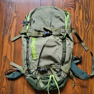 Patagonia SnowDrifter 30L Backpack - Fatigue Green - Size L/XL - Picture 1 of 14