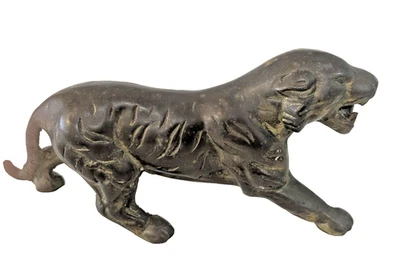 Antigua escultura japonesa de tigre de bronce Meiji de 1900 Foto 1 de 4