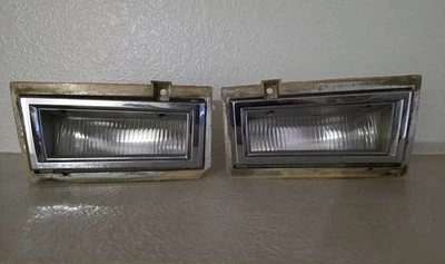  79-91 Ford LTD Mercury Grand Marquis Fender Cornering Light Used  - Image 1 of 4