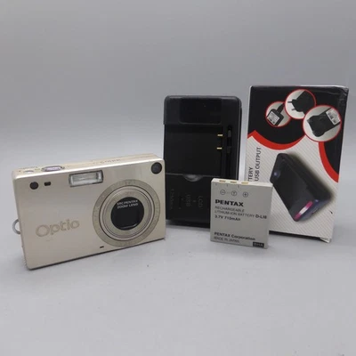 Pentax Digital Camera Optio S4 4.0MP Silver Tested With Battery and Charger - Image 1 of 4