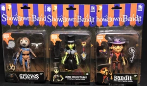 Showdown Bandit - All 3 Figures - Miss Undertaker, Bandit and Grieves New - Picture 1 of 5