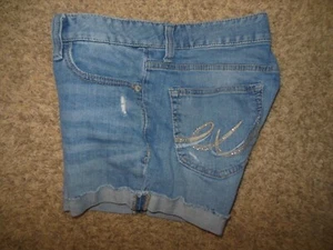 Express Damen 4 Denim Jeans Mini Shorts Strass Pkts Distressed Whiskered EUC - Bild 1 von 3
