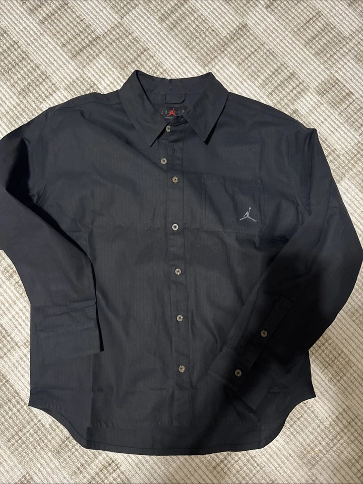 FV7446-010 Nike Air Jordan Men's Essential Statement Button Down Black Size M