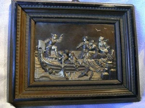 RELIEVE DE COBRE ALREDEDOR DE 1880 ESCENA DE COMBATE EN DOS GÓNDOLAS - Imagen 1 de 1