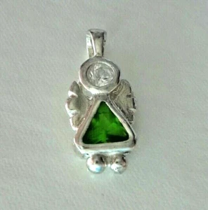 10x18mm Sterling Silver August Light Green Birthstone Angel wings Charm w/ Bale - Picture 1 of 4