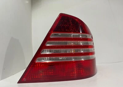 2000-2006 MERCEDES-BENZ W220 S-CLASS RIGHT LED TAIL LIGHT LAMP A2208200864 OEM - Image 1 of 4