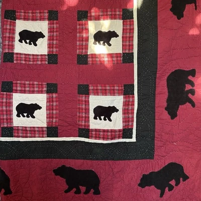 VTG Woolrich Black Bear Quilt Double Queen Size 88x86" Red Plaid Cabin Rustic - Image 1 of 4