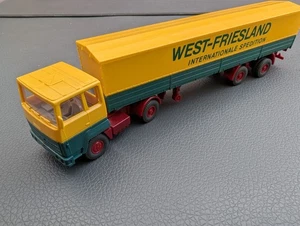 Wiking 530, Ford Pritschensattelzug mit Plane "West-Friesland", 1/87 - Bild 1 von 8
