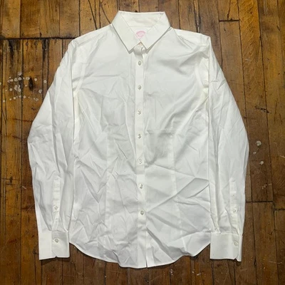 Camisa Brooks Brothers feminina tamanho 2 branca ajuste sob medida botão frontal sem ferro - Imagem 1 de 4