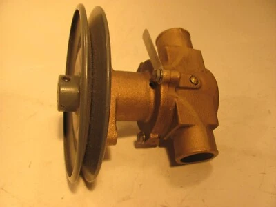 BOMBA REFRIGERACIÓN MOTOR JABSCO 18825-0010 1&1/4" i.d.  entrada y salida   Foto 1 de 3