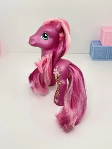 Figura My Little Pony MLP G3 Cheerilee Hasbro nombre en la pierna - Imagen 1 de 10