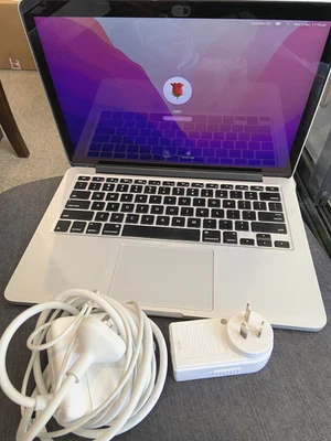 Macbook Pro 13 inch (A1502) Retina | 2.7GHz i5, 8GB RAM, 128GB | Good Condition - Image 1 of 4