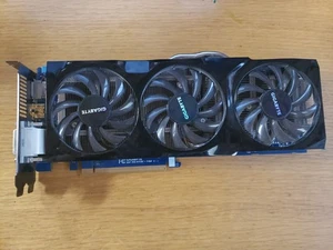 Gigabyte Radeon HD 6950 GV-R6950C-1GD - Picture 1 of 4