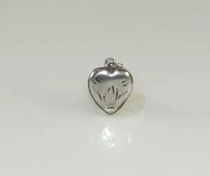 Vintage 1940S Puffy HEART small Engraved cut design Sterling Silver Charm #20d2 - Picture 1 of 4