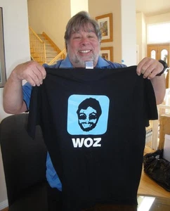 T-Shirt Steve Wozniak Large APPLE COMPUTER Mitbegründer Schöpfer BRANDNEU - Bild 1 von 1