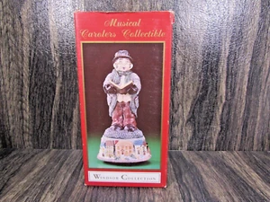 Vintage 1990's Windsor Collection Musical Christmas Caroler Resin Statue - Picture 1 of 10