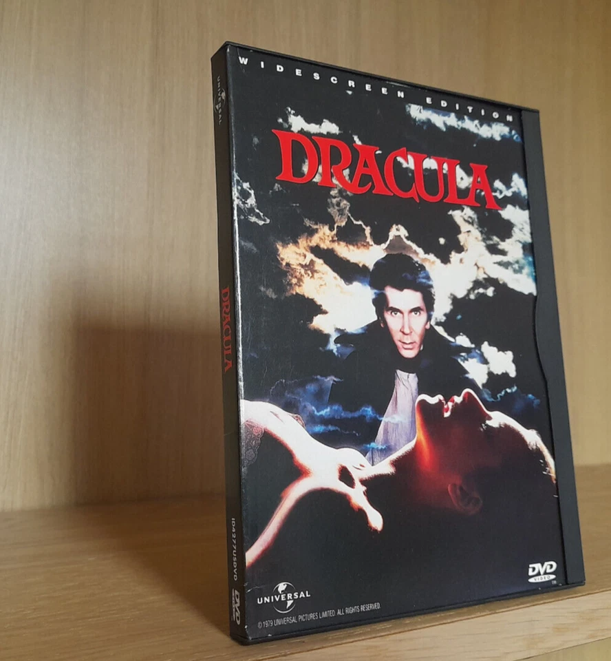 John Badham _ DRACULA (1979) DVD IMPORT USA _ SNAPPER - Immagine 1 di 1