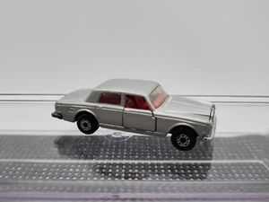 Matchbox	Superfast	No. 39 Rolls-Royce Silver Shadow II	Silver / Red Interior - Picture 1 of 7