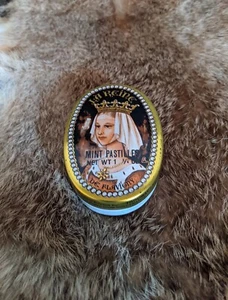 Vintage Mint Pastilles net weight 1 3/4 oz Tin Container. - Picture 1 of 10
