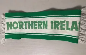 SCIARPA VINTAGE - IRLANDA DEL NORD - ASSOCIAZIONE CALCISTICA IRLANDESE - 48 POLLICI - Foto 1 di 11