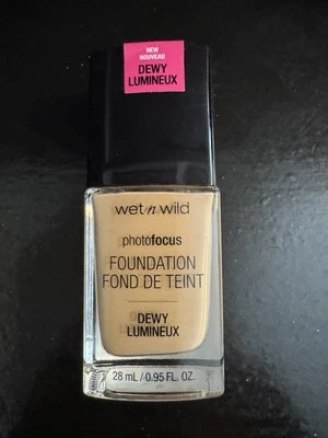 Photo Focus Dewy Foundation Cream Beige - Image 1 of 2