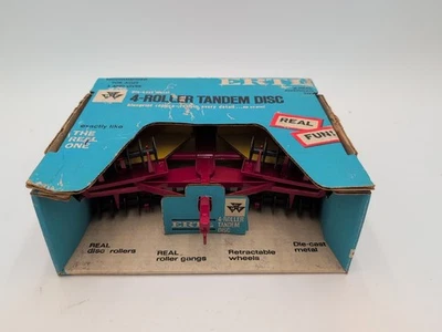 Disco de disco de ala Massey Ferguson de juguete de granja Ertl 1/16 en caja azul  Foto 1 de 4
