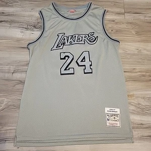 Hardwood Classics Mitchell & Ness Lakers Kobe Bryant #24 Jersey XL Gray 1996-97 - Picture 1 of 10