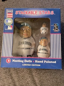 Muñecas Ichiro Suzuki Seattle Mariners Apilables Estrellas Anidación Edición Limitada Nuevas - Imagen 1 de 5