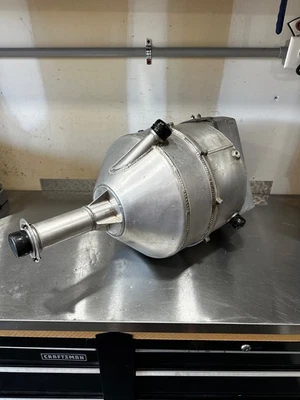 Tanque de aceite de cárter seco de aluminio de 4 galones 4009 Foto 1 de 4