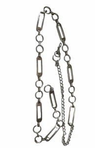 "Cinturón de eslabones de cadena ovalados y circulares tono plata talla 46"" de extremo a extremo". - Imagen 1 de 4