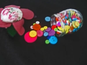 Pin Cushion Assorted SMALL Buttons Bright Colors Mixed Sizes Kids Craft Lot - Picture 1 of 5