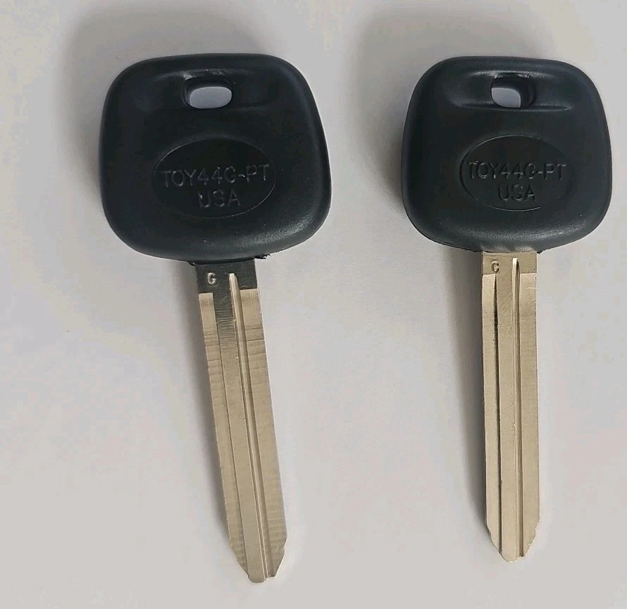 Кол-во 2 новый 2012 - 2016 Toyota Prius C TOY44G-PT «G» чип транспондер ключ мастер - Изображение 1 из 1