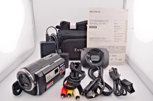NEAR MINT SONY HDR-PJ590V HD Handycam Black Projector Function 20.4MP 64GB work - Picture 1 of 8