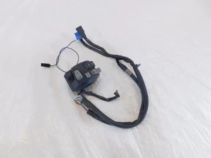 2022-2025 Honda CBR1000RR Left Handlebar Horn & Turn Signal Hazard Light Switch - Picture 1 of 12