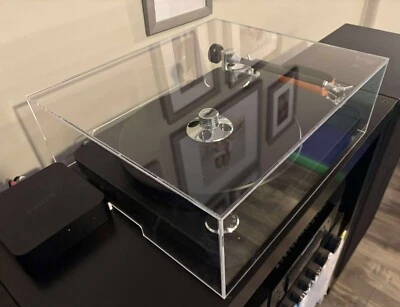 Dust cover for ClearAudio Concept turntable