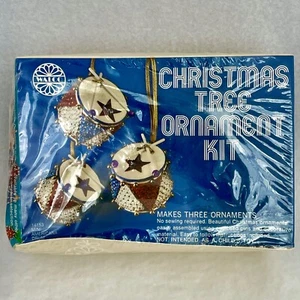 Kit ornamento albero di Natale perline paillettes batteria americana Walco Mini 1972 vintage - Foto 1 di 7