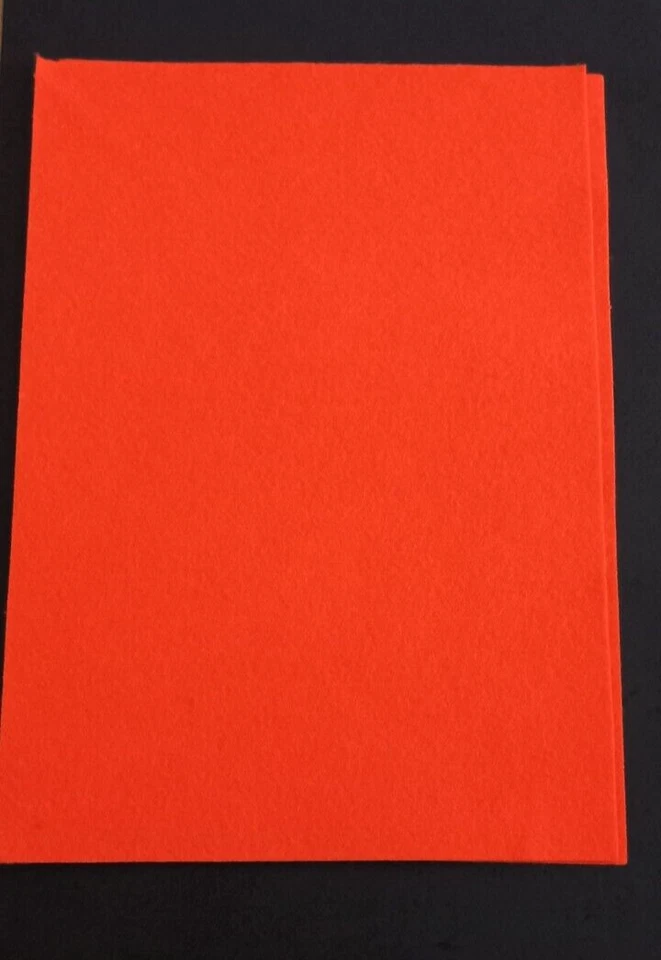 FEUTRINE - lot de 2 plaques de feutrines - dimensions 21 * 29,7 cm - orange - Photo 1/1
