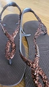 Womans Havaianas Luna size 4 flip flops in superb condition. - Picture 1 of 5