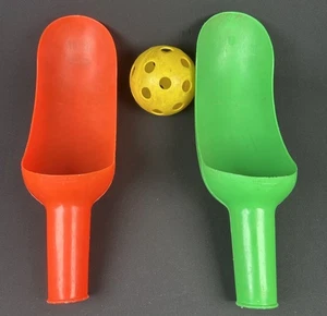 Vintage Cosom Safe-T-Play Products Scoop Toys Orange Green Scoops Yellow Ball - Picture 1 of 8