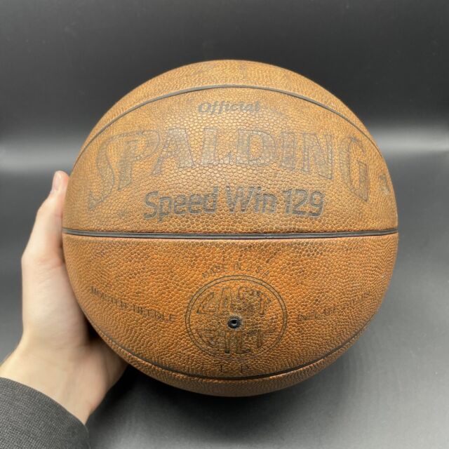 Preços baixos em Bolas de Basquete Spalding