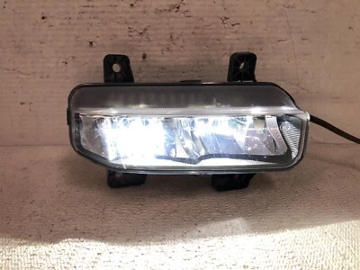 Dodge Ram 1500 2500 3500 4500 5500 2019 2020 OEM LADO DERECHO LED LUZ ANTINIEBLA Foto 1 de 4