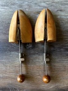 Vintage Florsheim Split Toe Wood Shoe Tree Stretchers Adjustable #4 - Picture 1 of 11