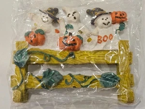 Halloween Fence  Decorated with Ghosts and Jack O' Lanterns  - Read All - Bild 1 von 7