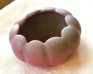 Hywood by Niloak pink scalloped bowl, @5.5" across, exc. condition - Picture 1 of 6