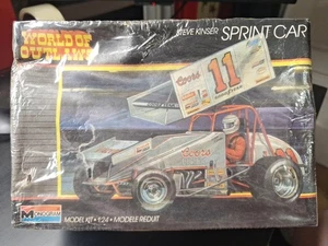 Monogram 2753 Outlaws Steve Kinser Sprint Car Model Sealed Crunched Box 1987 - Picture 1 of 7