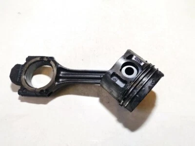 Volkswagen Golf 1992 Piston and Conrod (Connecting rod) used, Genu #1208716-37 — 第 1/4 张图片
