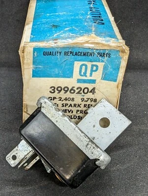 NOS 1971 1972 1973 CHEVROLET CORVETTE ANTI DIESELING A/C RELAY 3996204 - Image 1 of 4